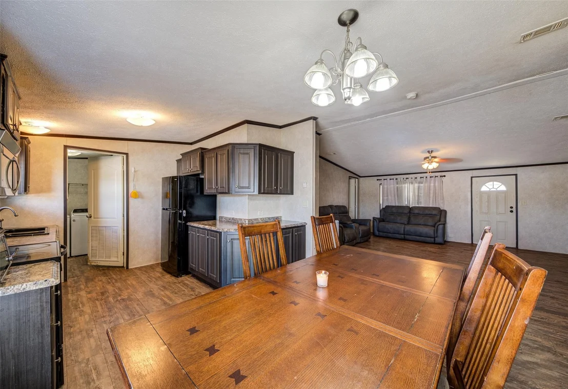 Photo of 1420 County Road 4522