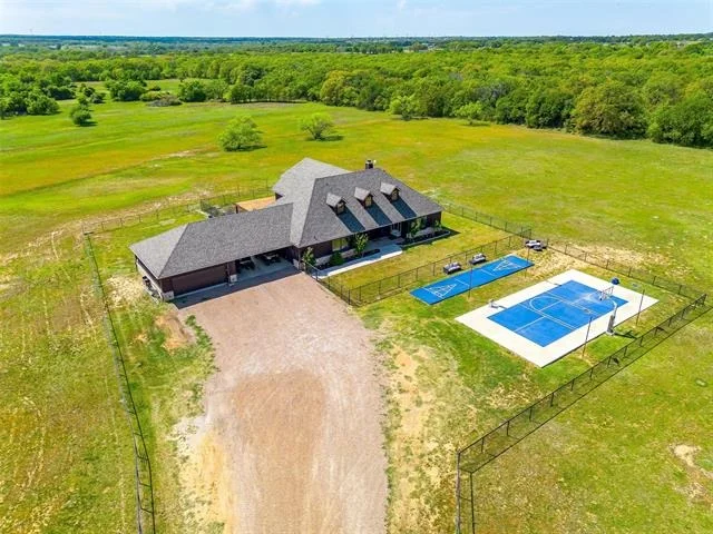 Photo of 1460 Ross Lane