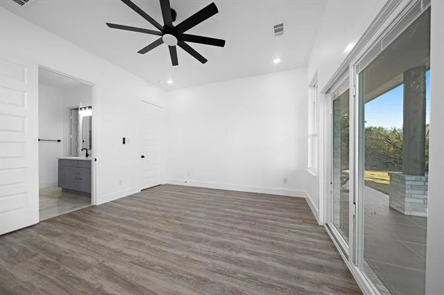 Photo of 7078 Cedar Valley Drive