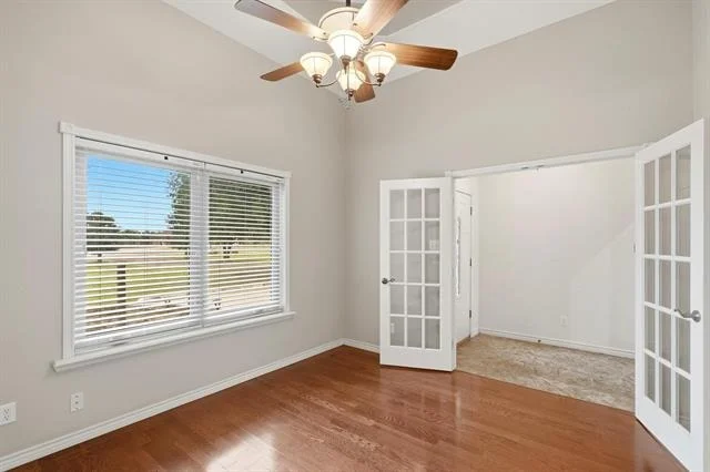 Photo of 165 Sanford Lane
