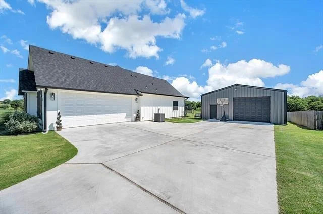 Photo of 195 Rayford Drive
