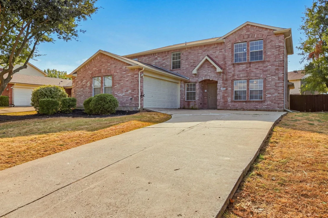 Photo of 1002 Chatham Lane