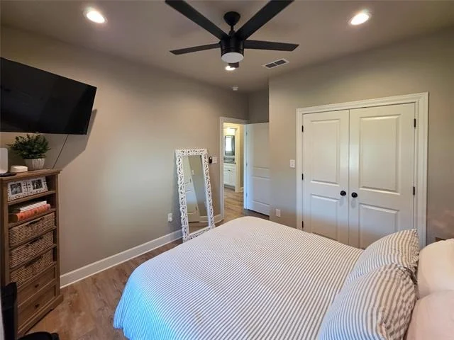 Photo of 5509 Fallbrook Drive