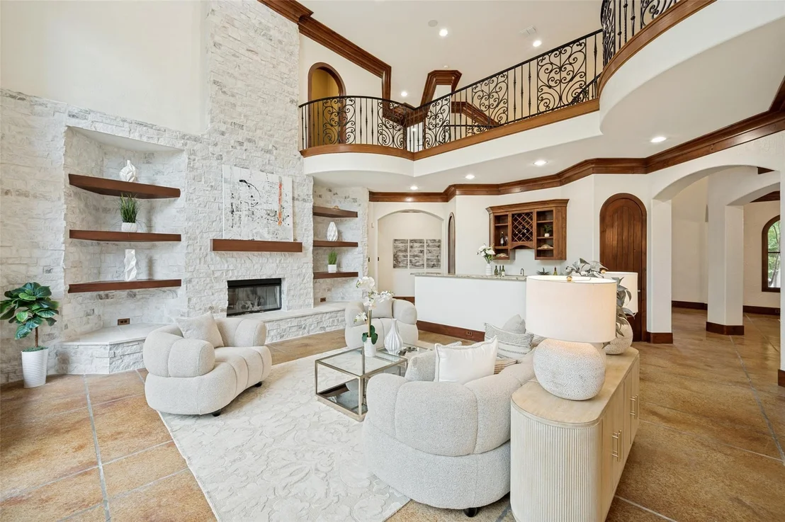 Photo of 2626 Twelve Oaks Lane