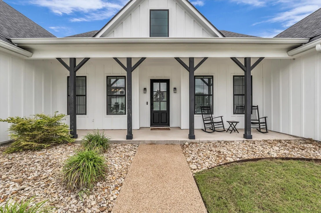 Photo of 154 Water View Lane