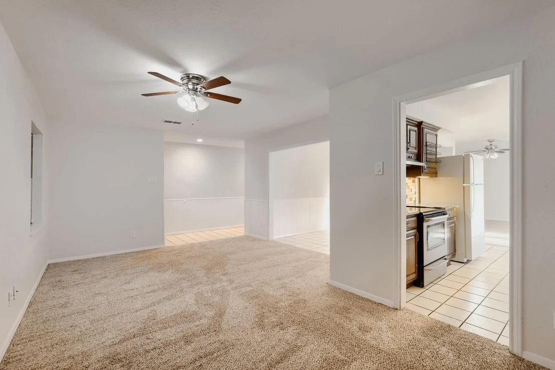 Photo of 1309 Whitehall Drive
