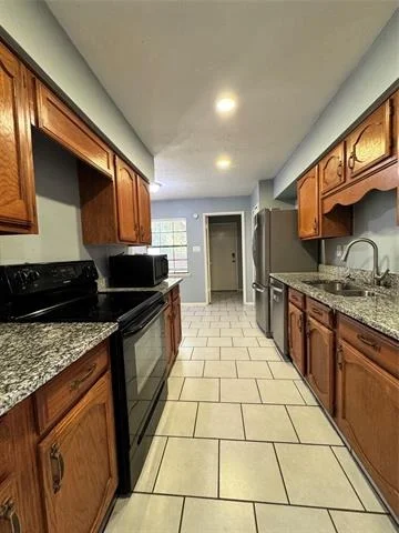 Photo of 2730 Centennial Drive