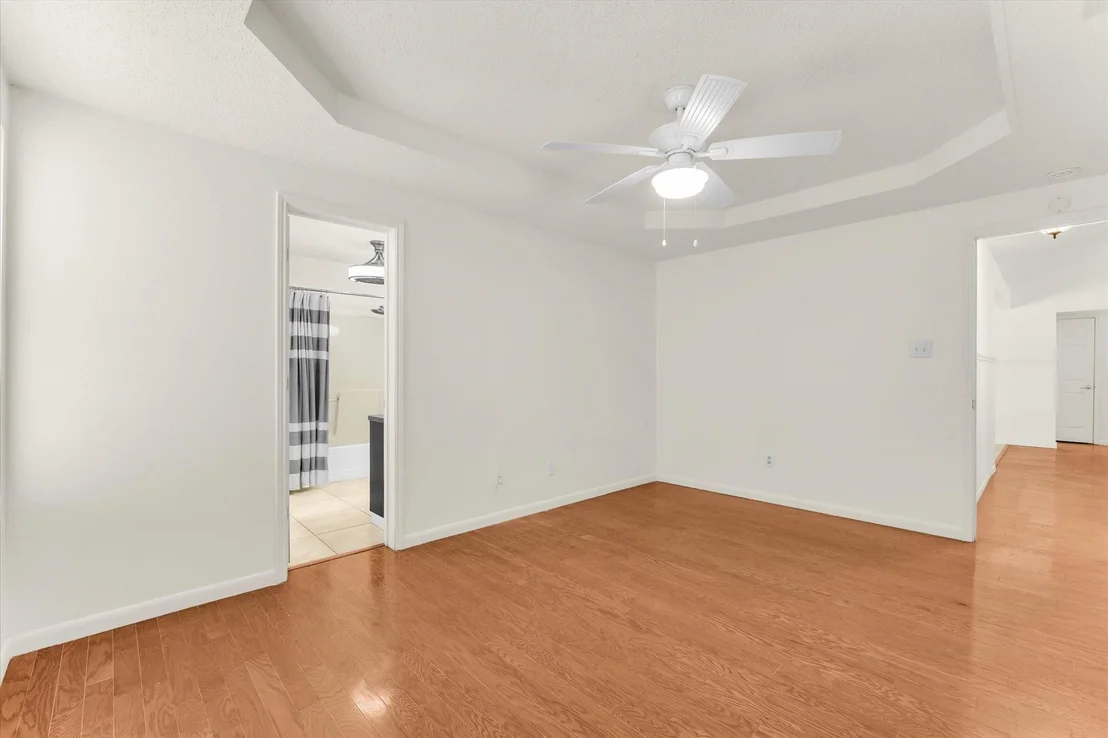 Photo of 4626 Lexington Street