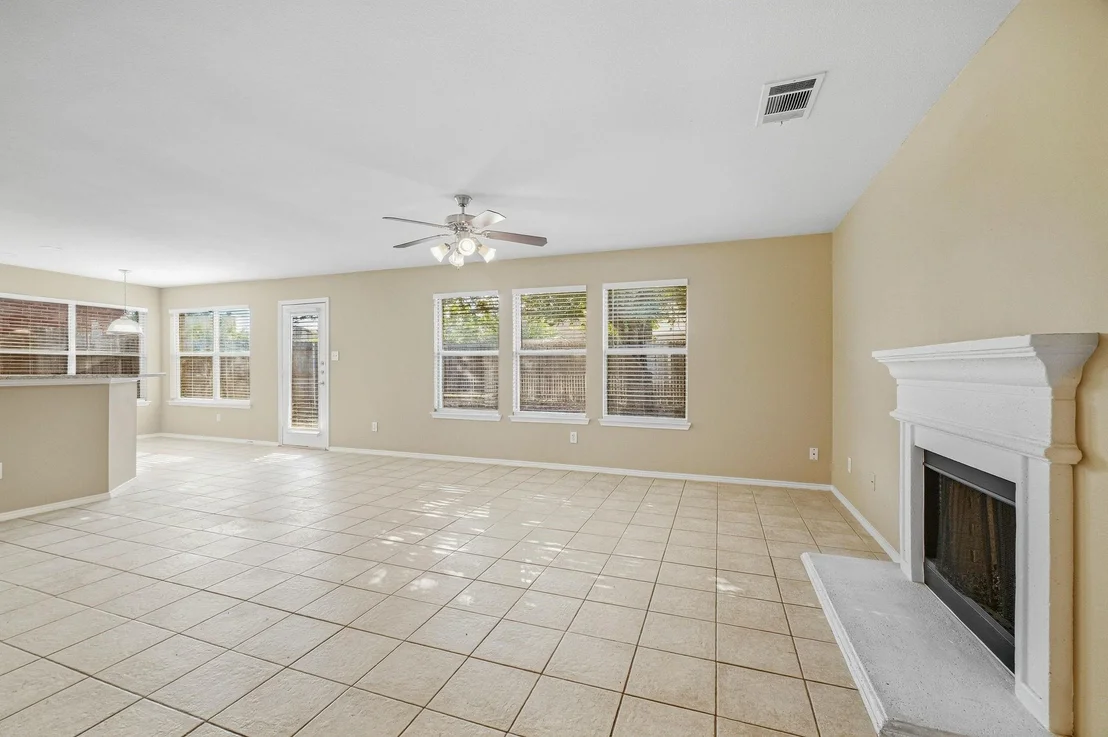 Photo of 1002 Chatham Lane
