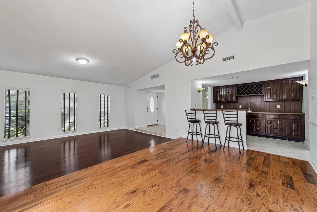 Photo of 10239 Green Ash Road