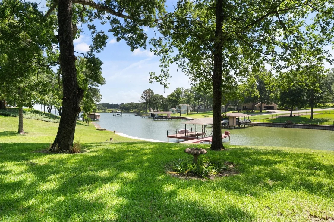 Photo of 280 Shadow Oaks Drive