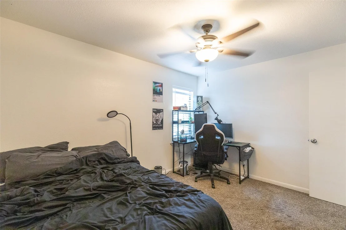 Photo of 2218 N Mockingbird