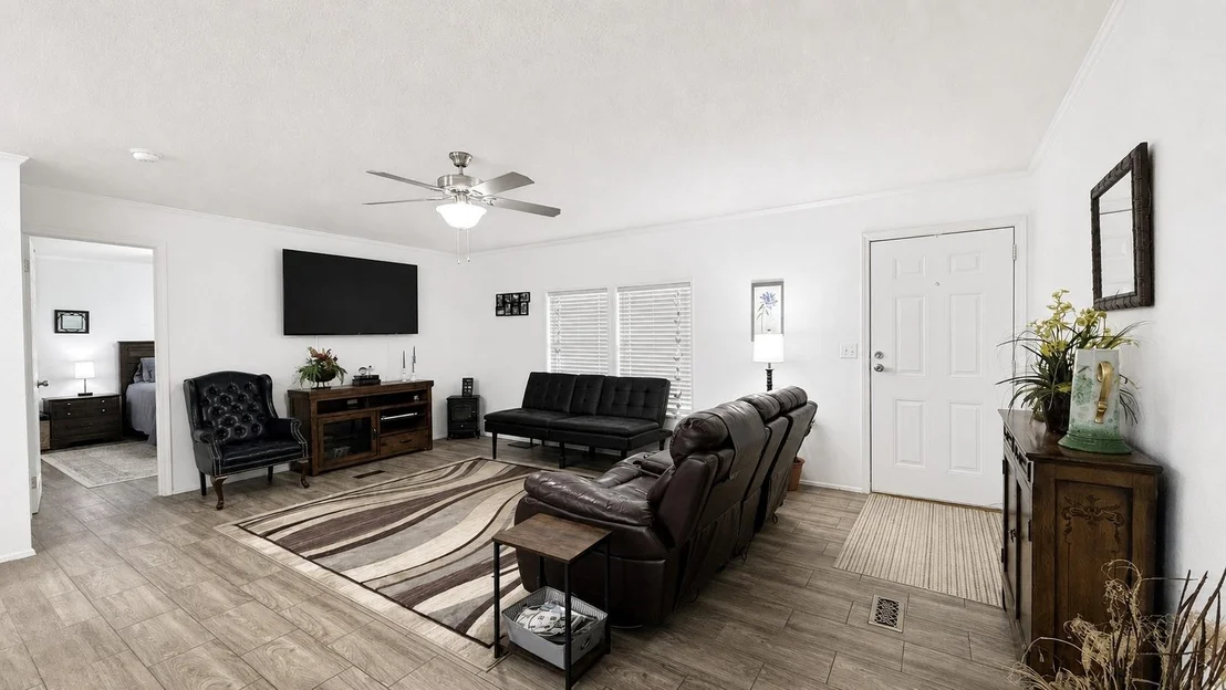 Photo of 852 Cheyenne