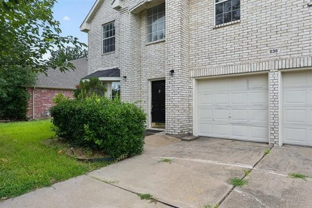 Photo of 836 Snapdragon Lane