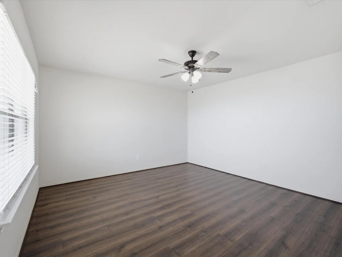 Photo of 2021 Laughlin Road