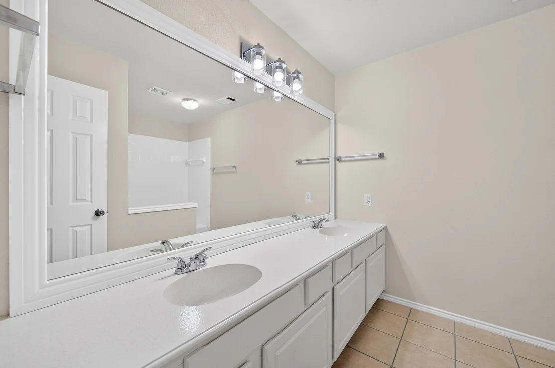 Photo of 6883 Winston Drive