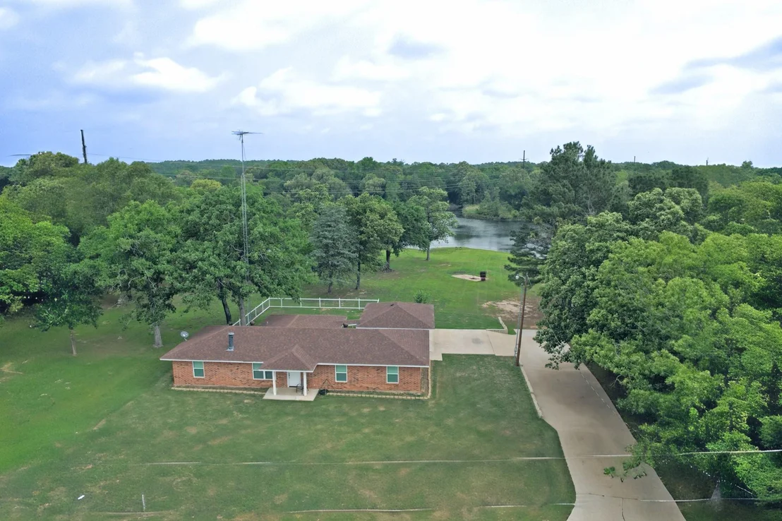 Photo of 289 County Road 4192