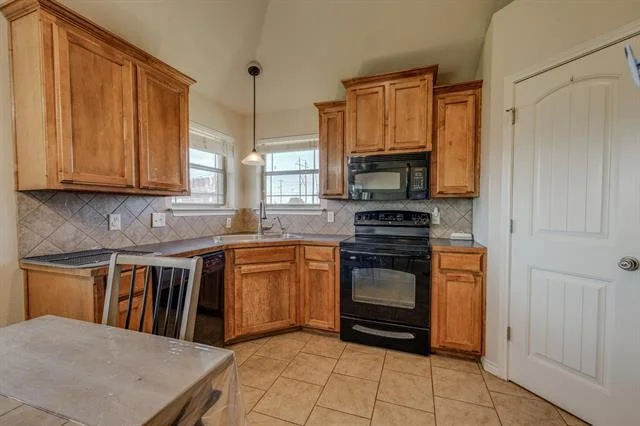 Photo of 101 Sugarberry Avenue