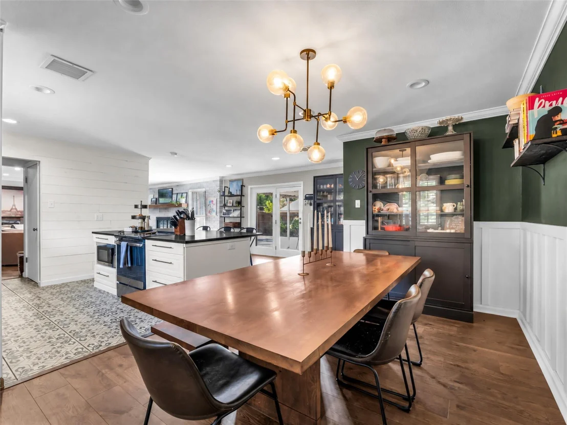 Photo of 1007 Melrose Drive