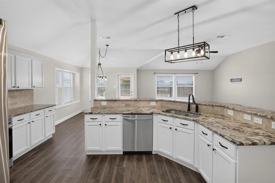 Photo of 9612 Linton Drive
