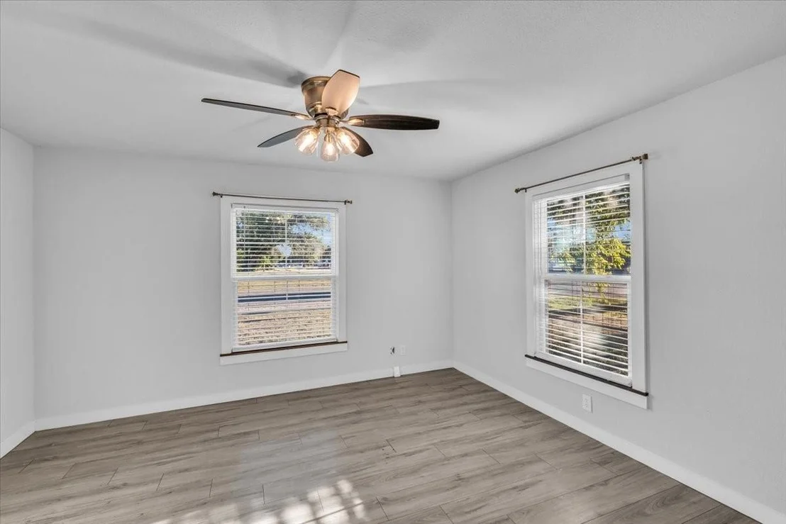 Photo of 211 W Stegall Drive