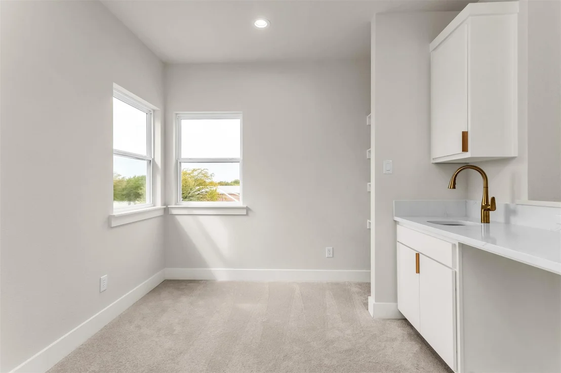 Photo of 13095 Broadhurst Drive