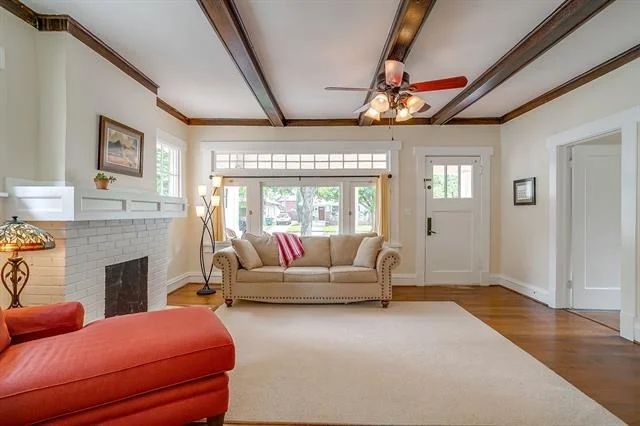 Photo of 2012 Fairmount Avenue