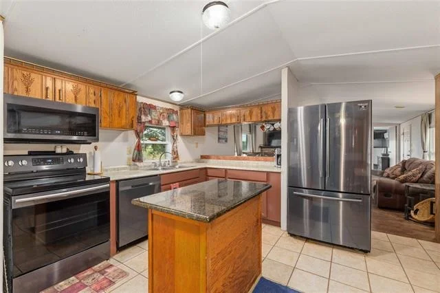 Photo of 3870 Lake Shore Drive