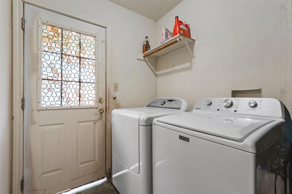 Photo of 1307 Luanne