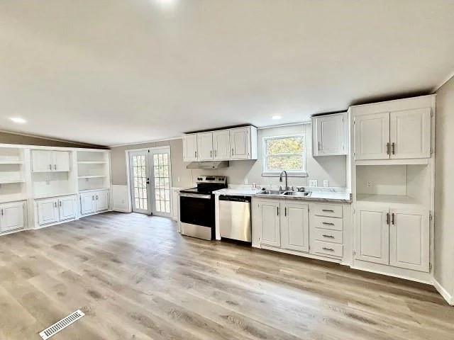 Photo of 409 Cross Creek Road