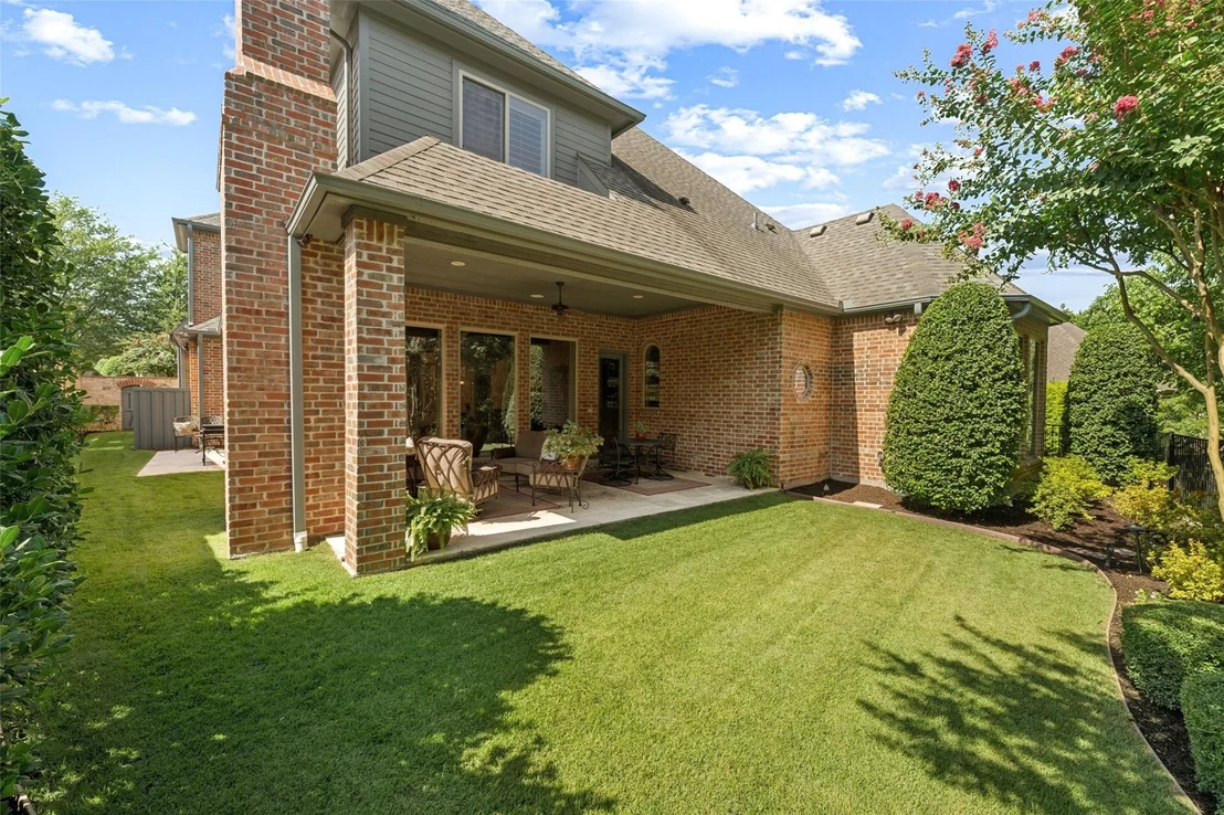 Photo of 6350 Memorial Drive