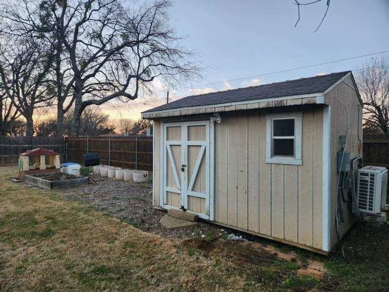 Photo of 602 Janann Street