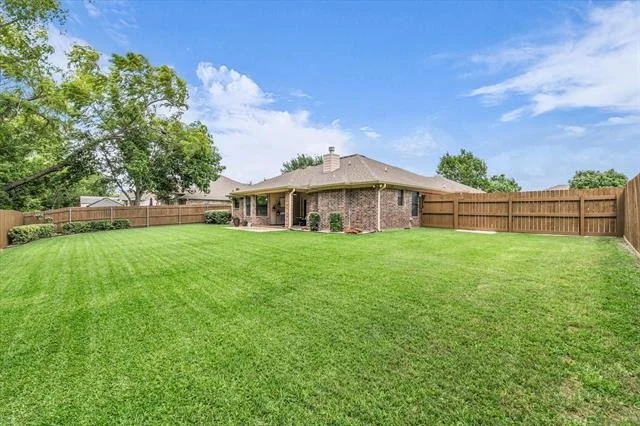 Photo of 814 Springdale Circle