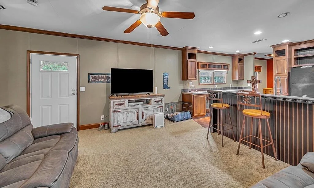 Photo of 1176 Blue Cut Road N