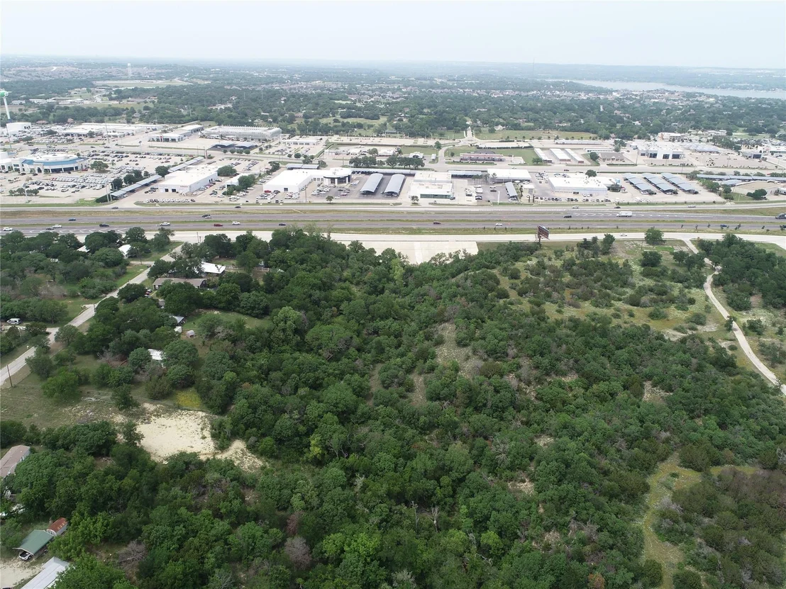Photo of Unit RES at 3104 E Interstate 20