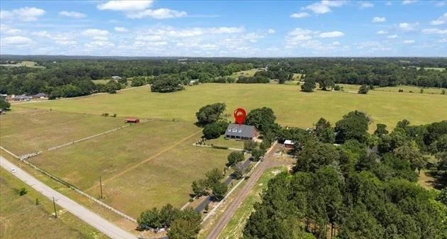 Photo of 15176 County Road 472