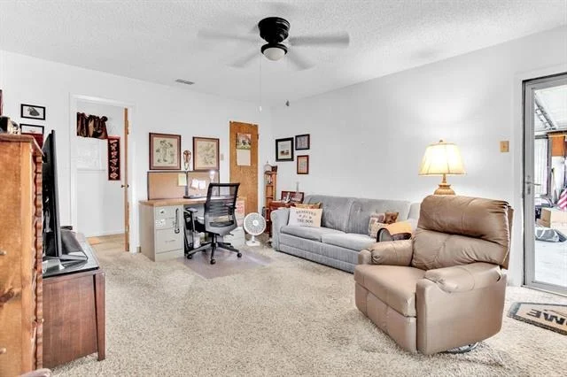 Photo of 321 Lakeview Drive