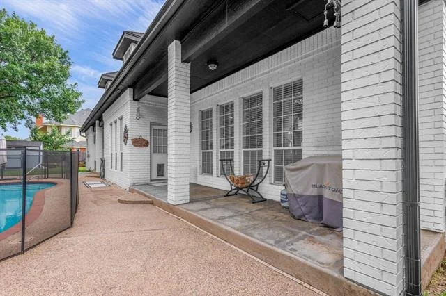 Photo of 1625 Lakeshore Drive