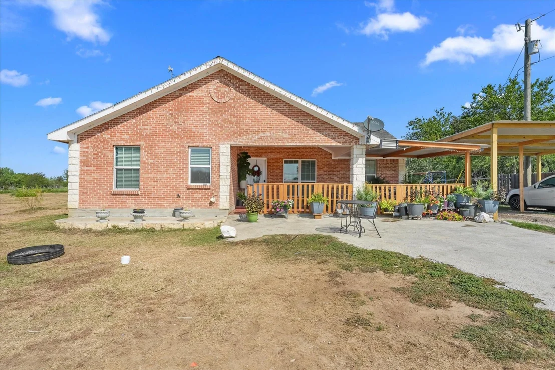 Photo of 217 County Road 1001