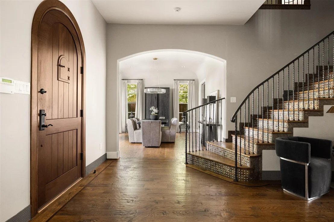 Photo of 3517 Mockingbird Lane