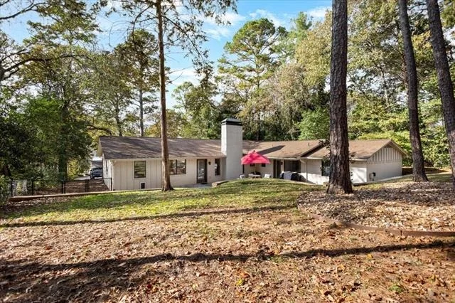 Photo of 441 Hideaway Lane Central