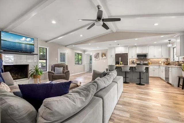 Photo of 441 Hideaway Lane Central
