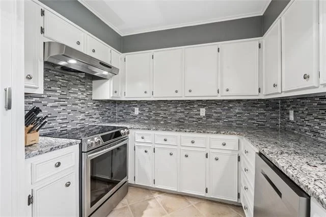 Photo of 139 Moses Manor Drive