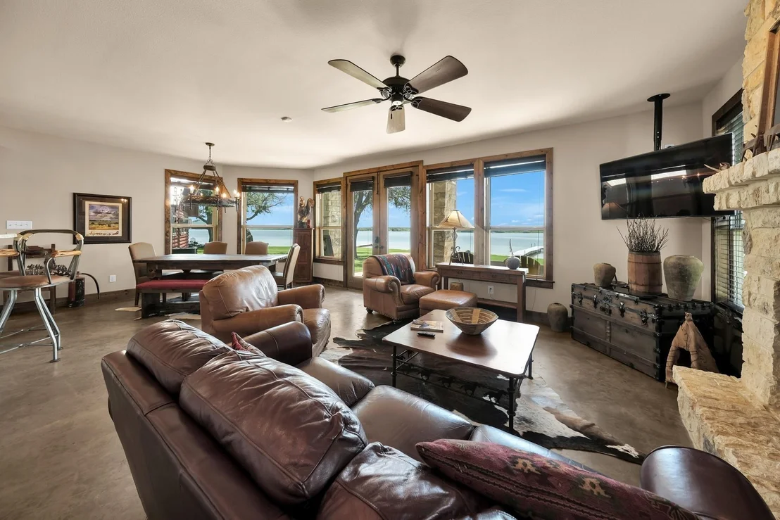Photo of 2649 Hideaway Lane