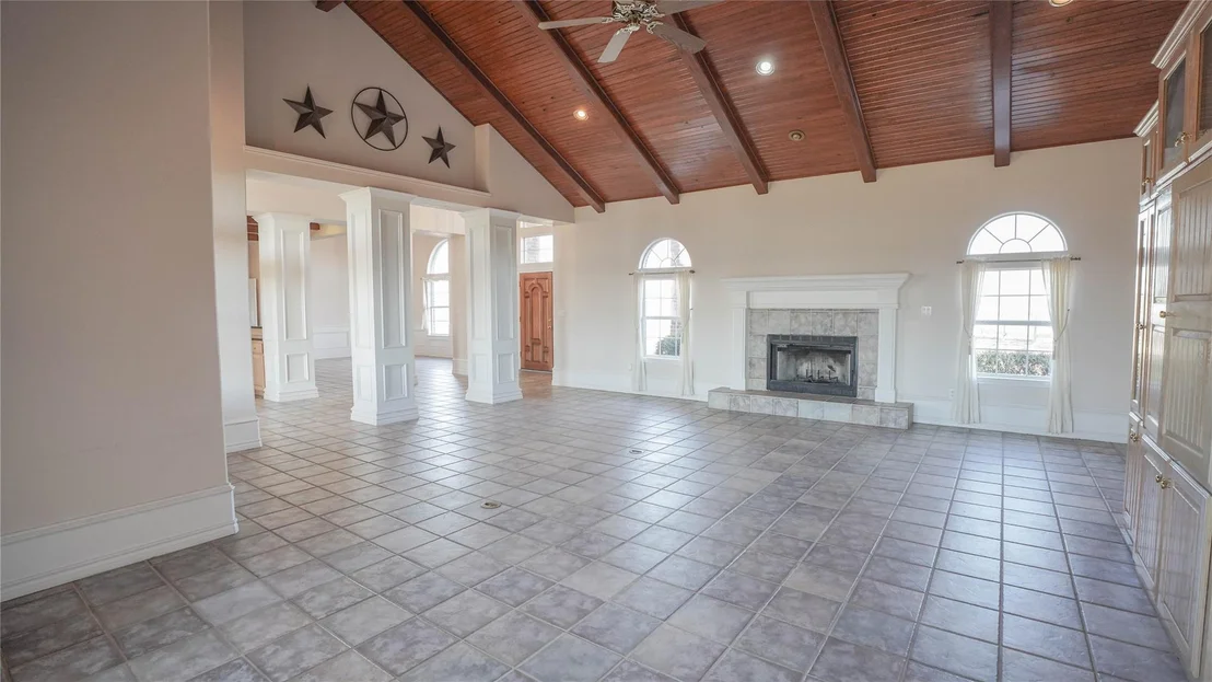 Photo of 1041 Clarence Road