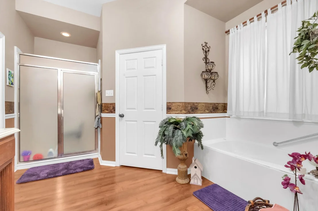 Photo of 18 Red Bluff Court