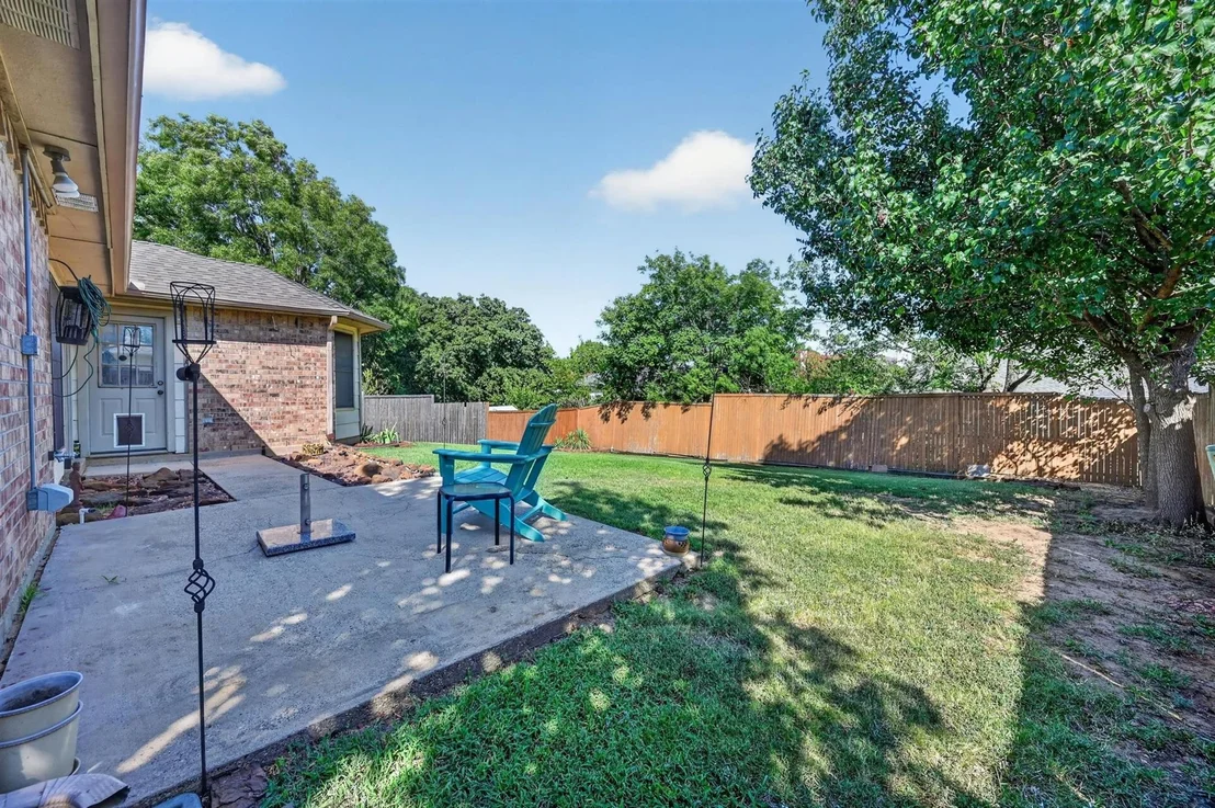 Photo of 2103 Meadowview Drive