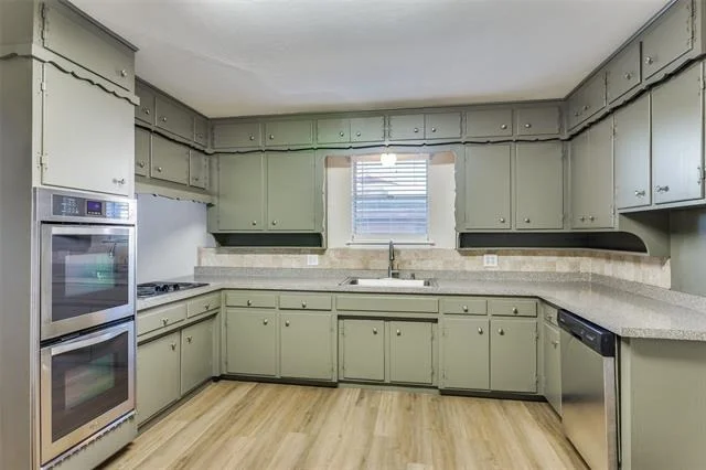 Photo of 8552 Gibbs Drive