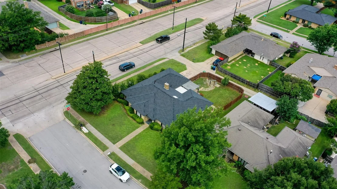 Photo of 917 Meadowgate Drive