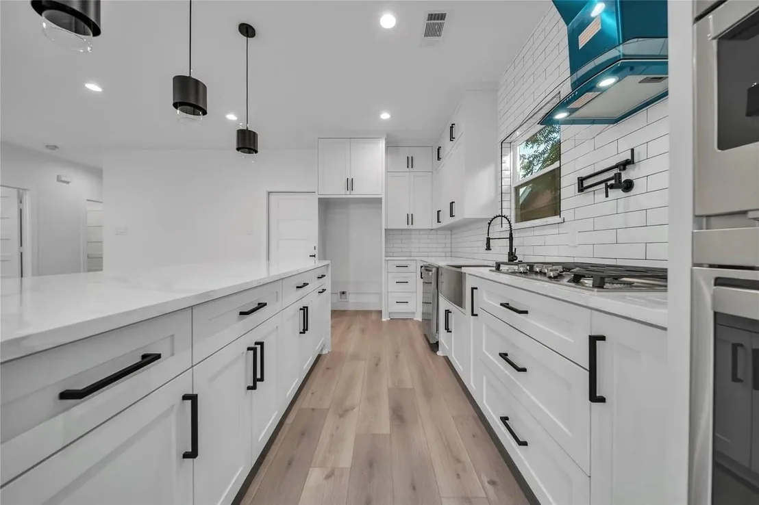 Photo of 2230 Garden Drive